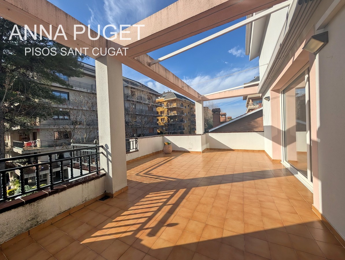 Sant Cugat - Sant Domenec Ático Dúplex